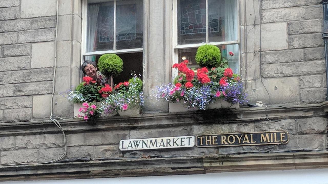 Royal Mile Apartment, 1 Minute From The Castle. EDI Exterior photo